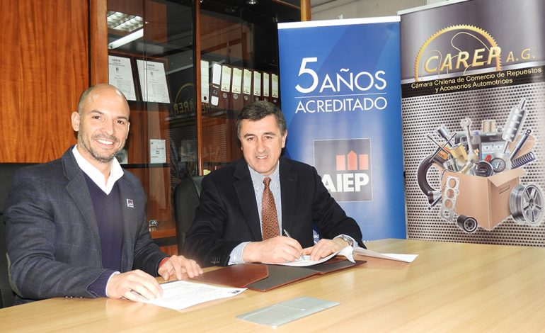 AIEP y CAREP firman convenio de empleabilidad y prácticas profesionales