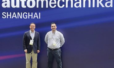 Socios de CAREP visitaron Automechanika Shanghái