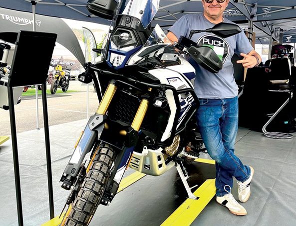 Voge mete moto y leyenda